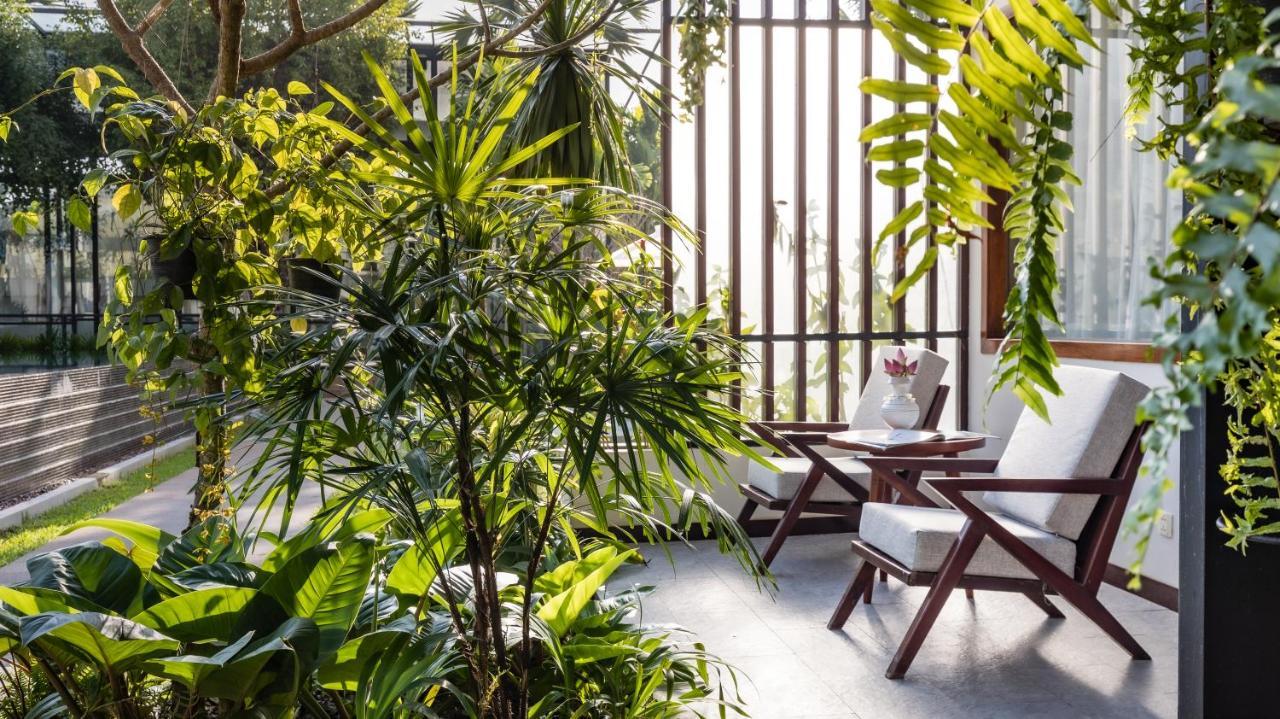 Shintana Saya La Maison Siem Reap Exterior photo The interior of the hotel