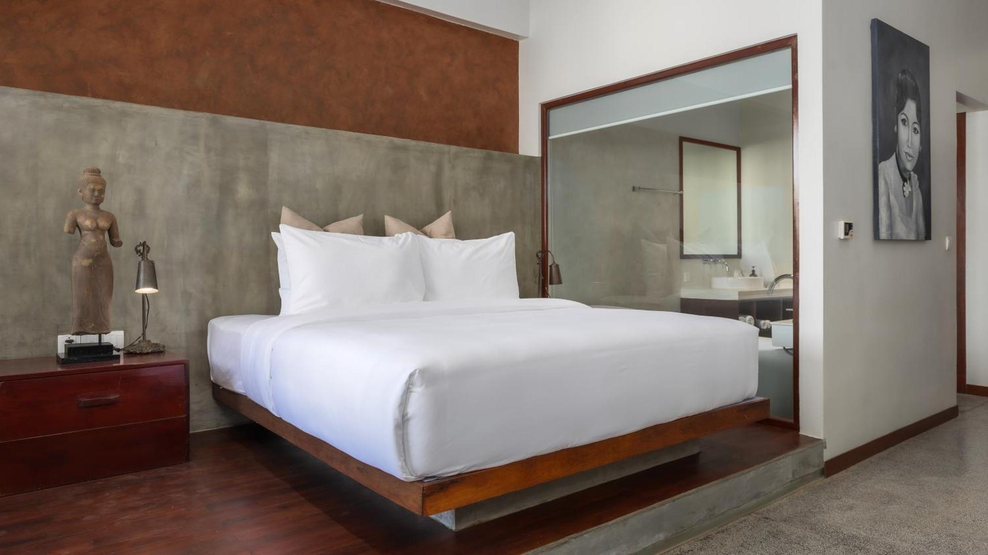 Shintana Saya La Maison Siem Reap Exterior photo A bedroom at the hotel